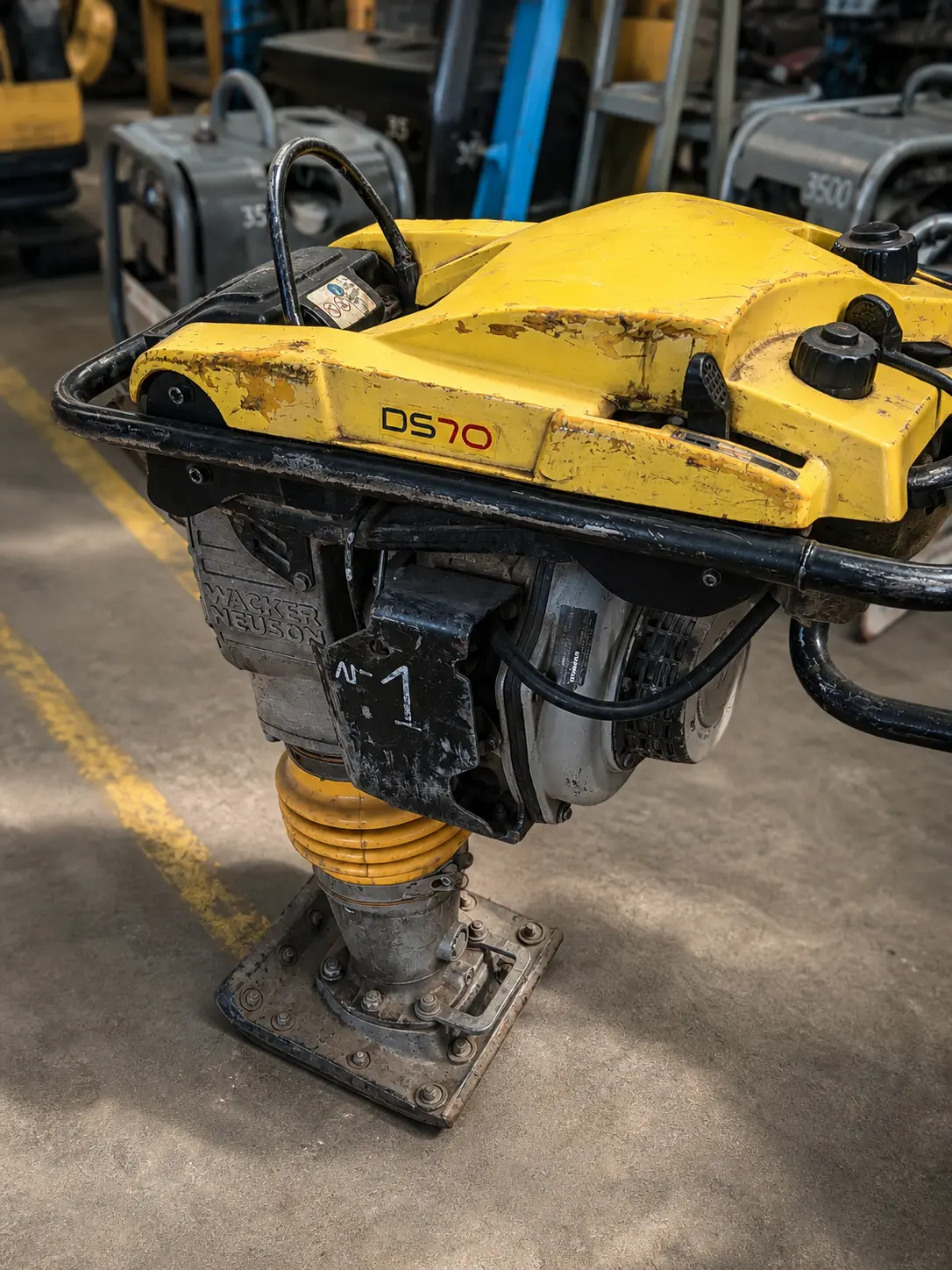 Reparación de Vibropisón Wacker DS70 - SIESQUEN CASTILLO SPA